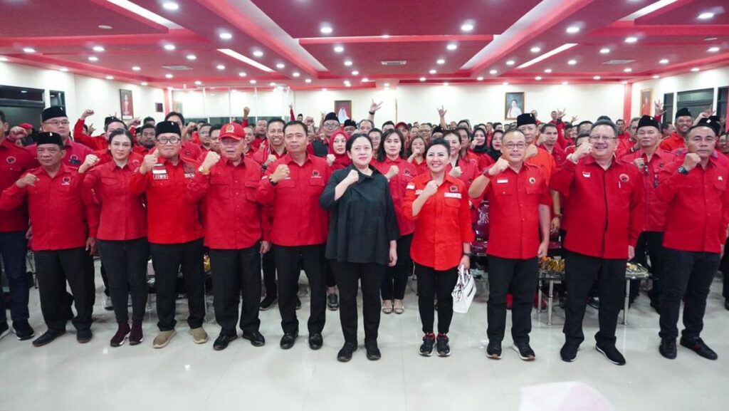 Ketua DPP PDIP Puan Maharani Ajarkan Kepala Daerah dan Legislator untuk Rakyat Ketua DPP PDIP Puan Maharani Ajarkan Kepala Daerah dan Legislator untuk Rakyat